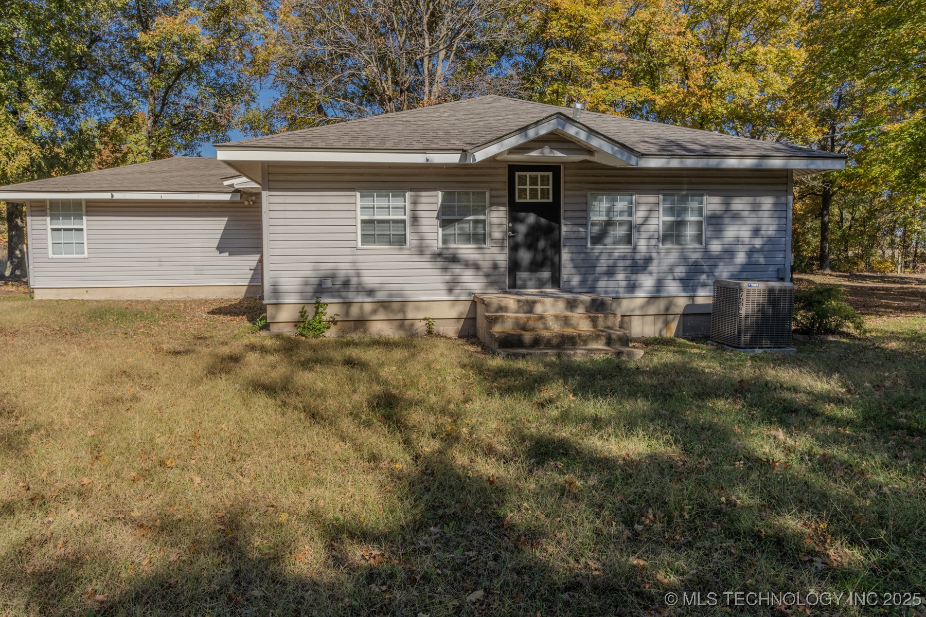 10171 E Us Hwy 412 Alt Highway E Property Photo 44