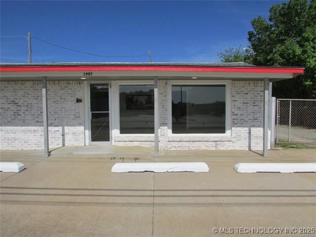 1907 N 11th Street Property Photo 8