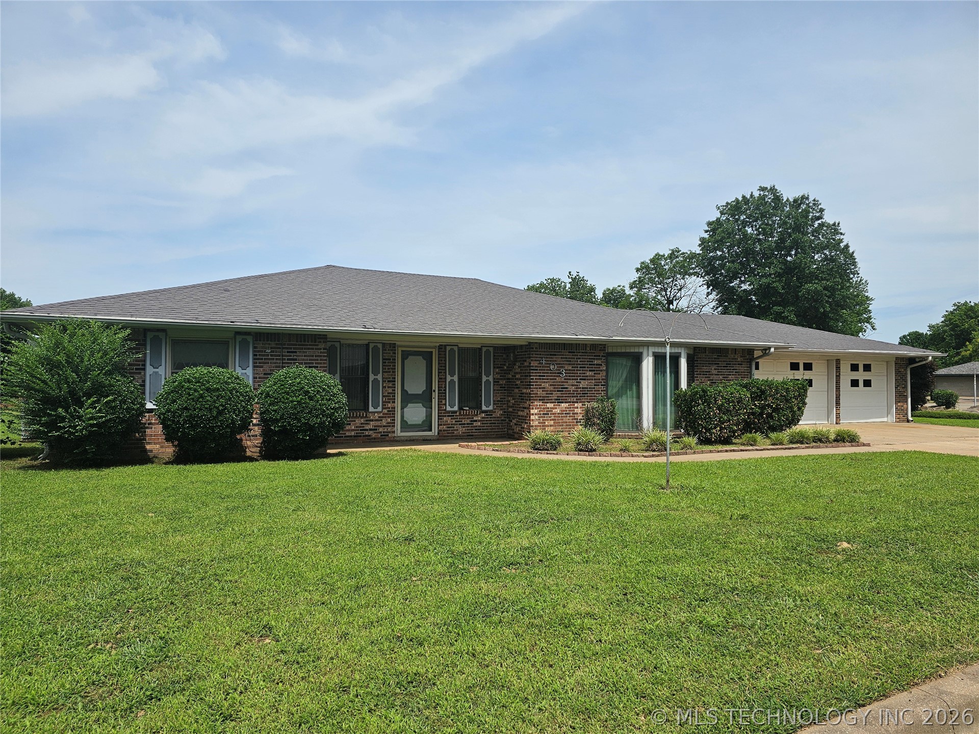 403 Steadway Avenue Property Photo 1
