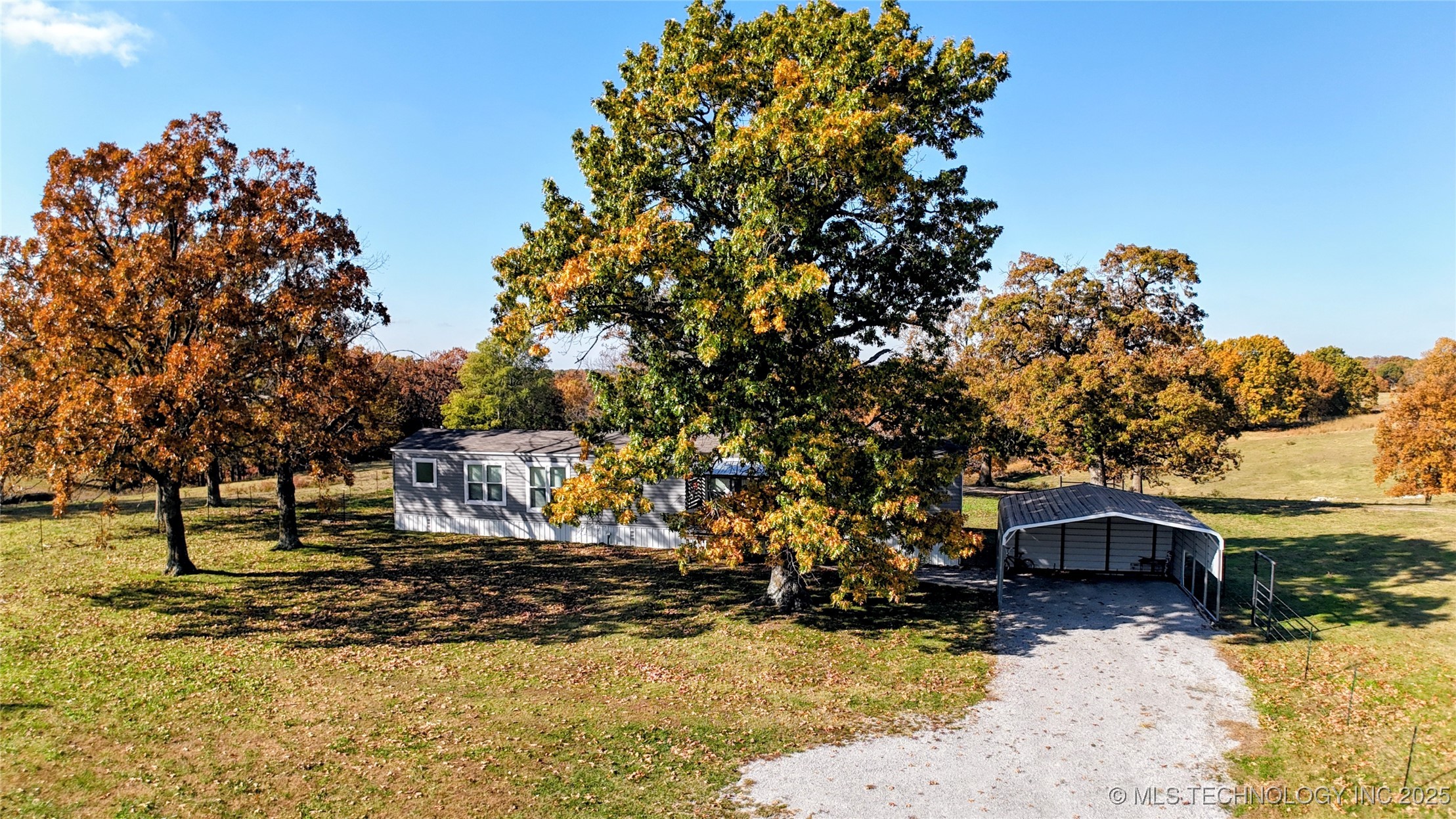 811 E 57th Road Property Photo 47