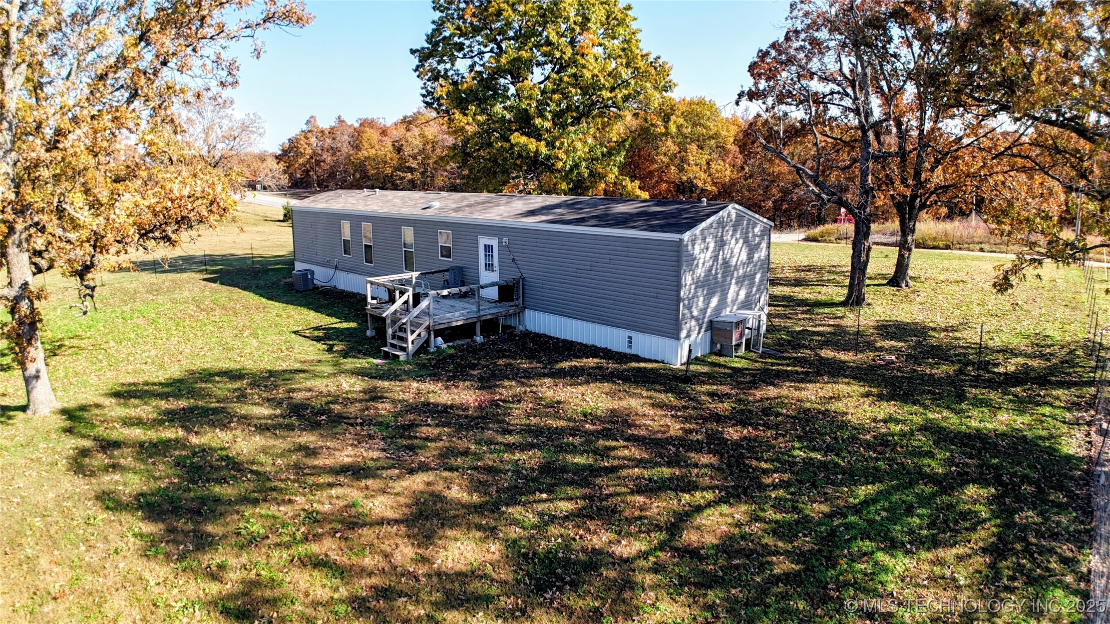 811 E 57th Road Property Photo 49