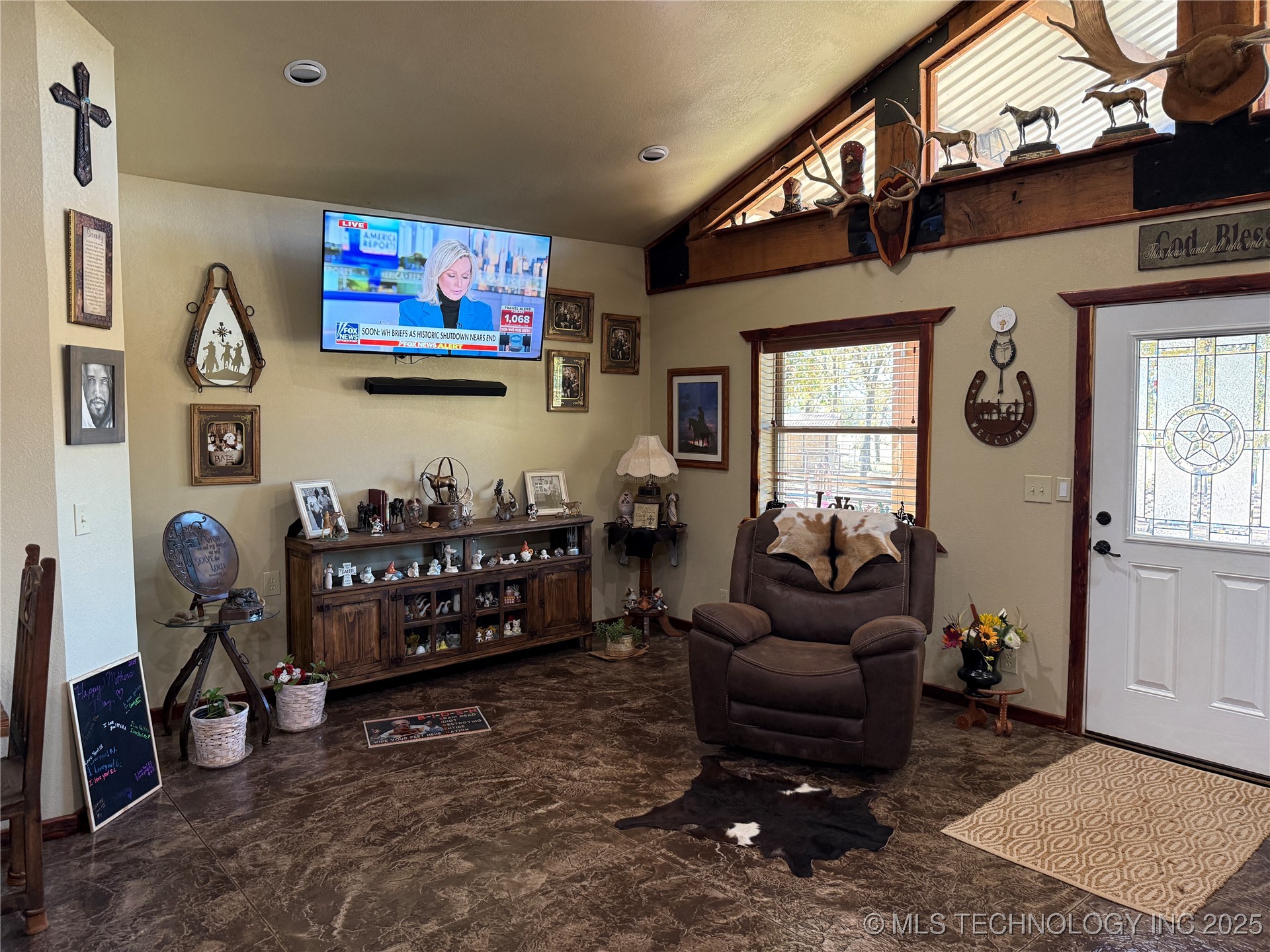 1500 Candlewood Property Photo 17