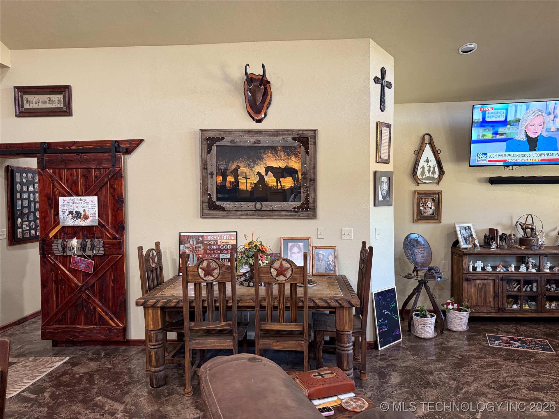 1500 Candlewood Property Photo 18