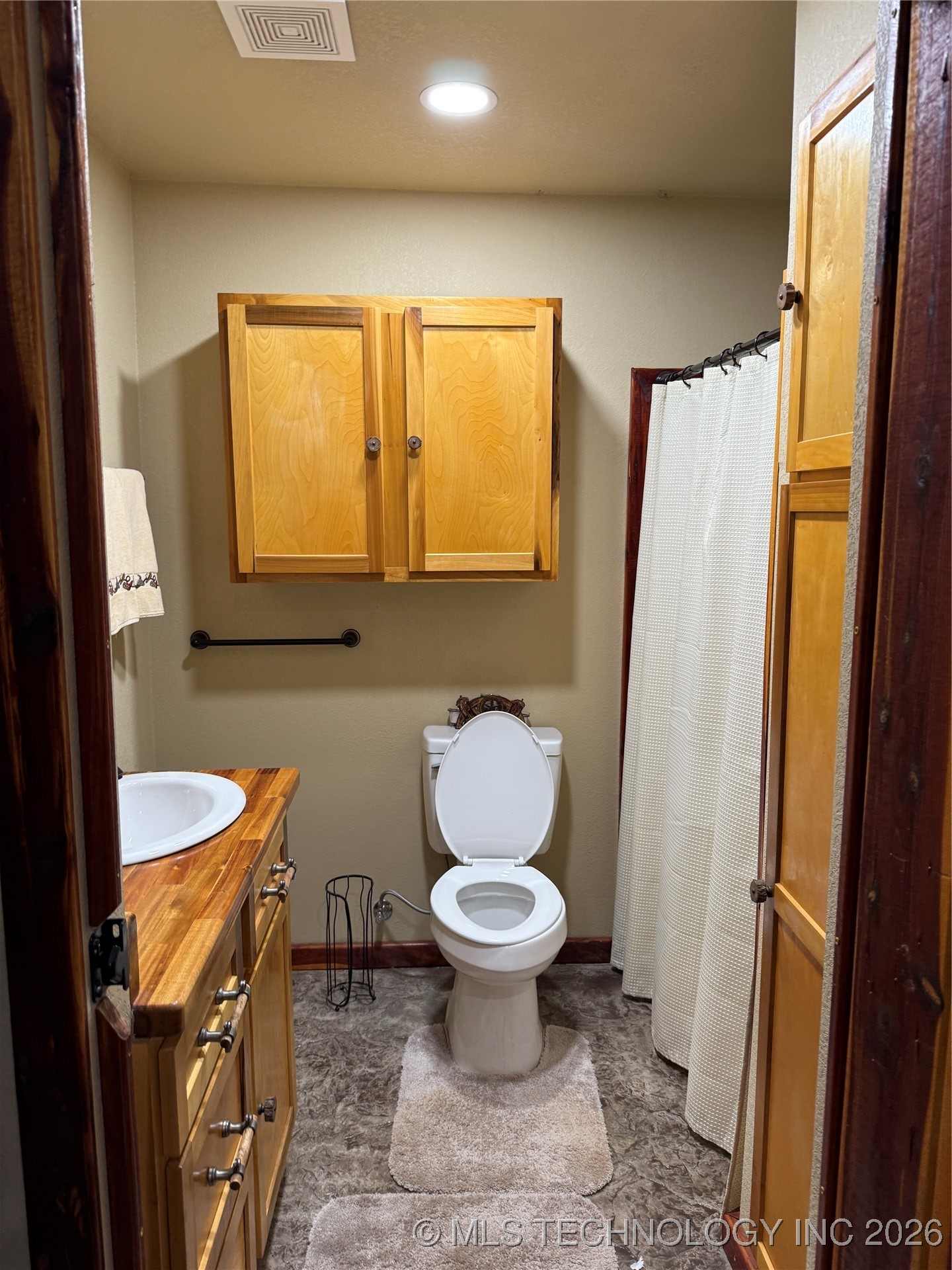 1500 Candlewood Property Photo 25