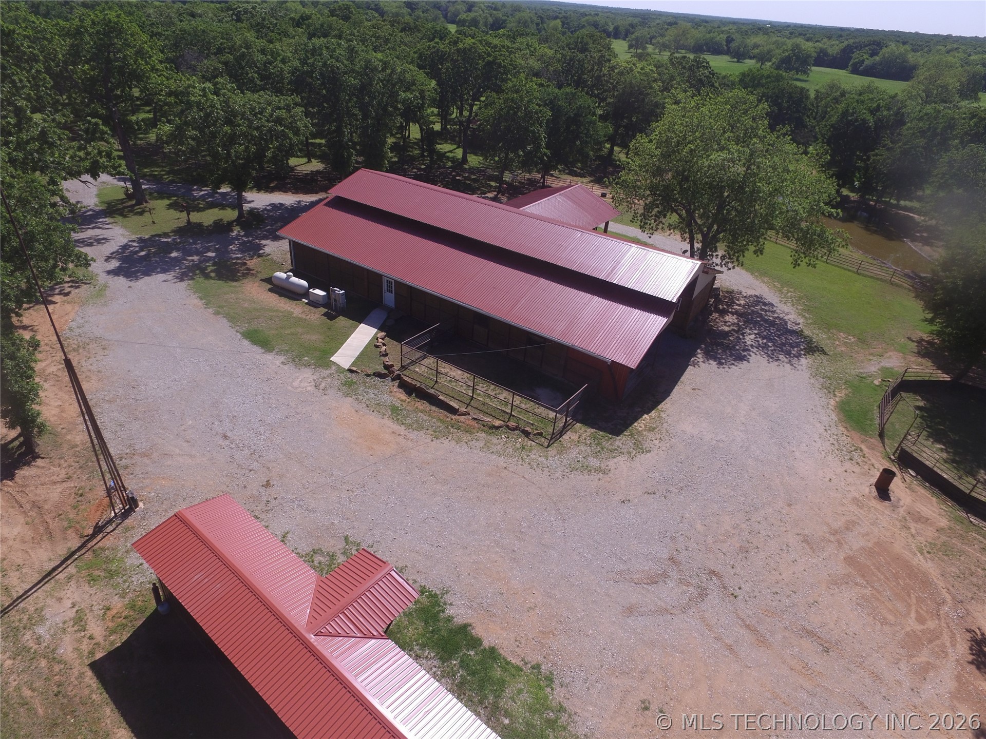 1500 Candlewood Property Photo 43