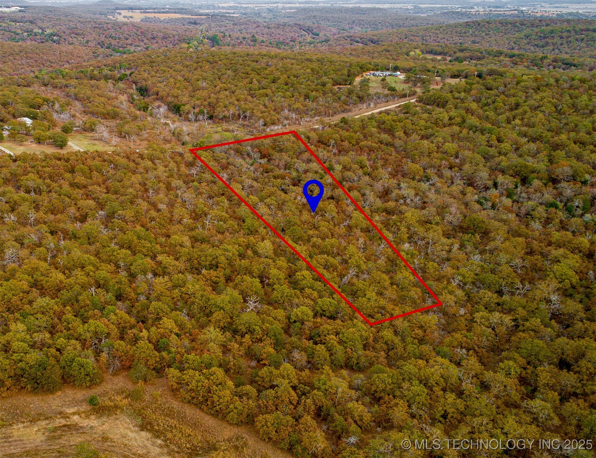 Hickory Hills Property Photo 1