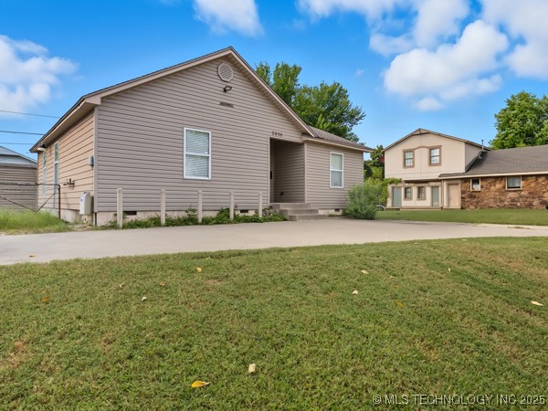 2836 E Admiral Boulevard Property Photo 2