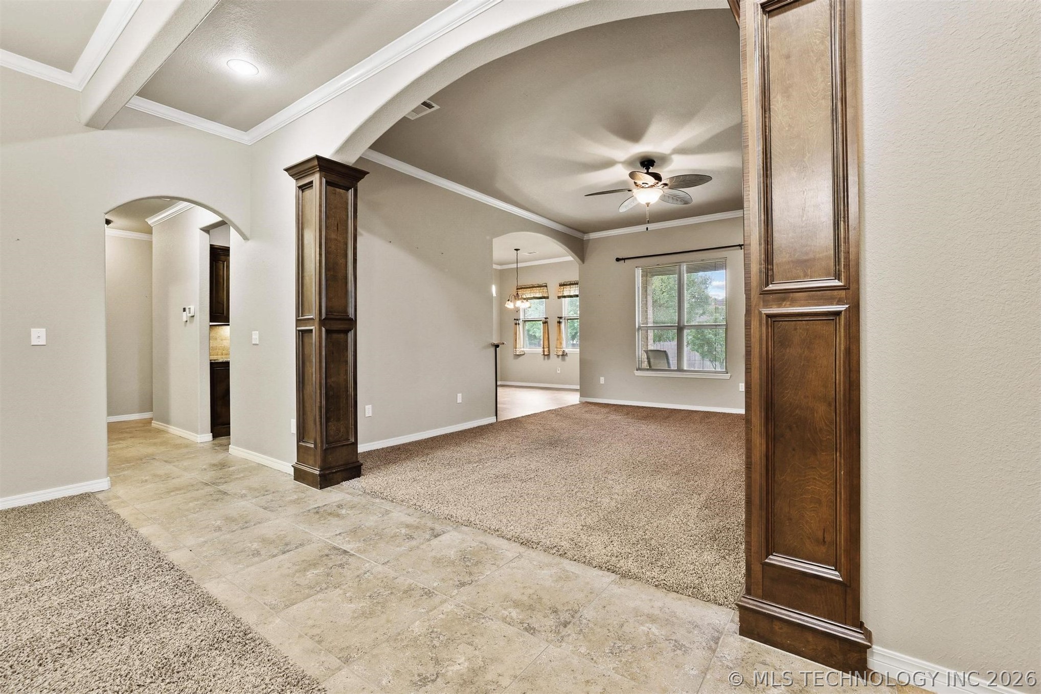 1002 Springfield Court Property Photo 5