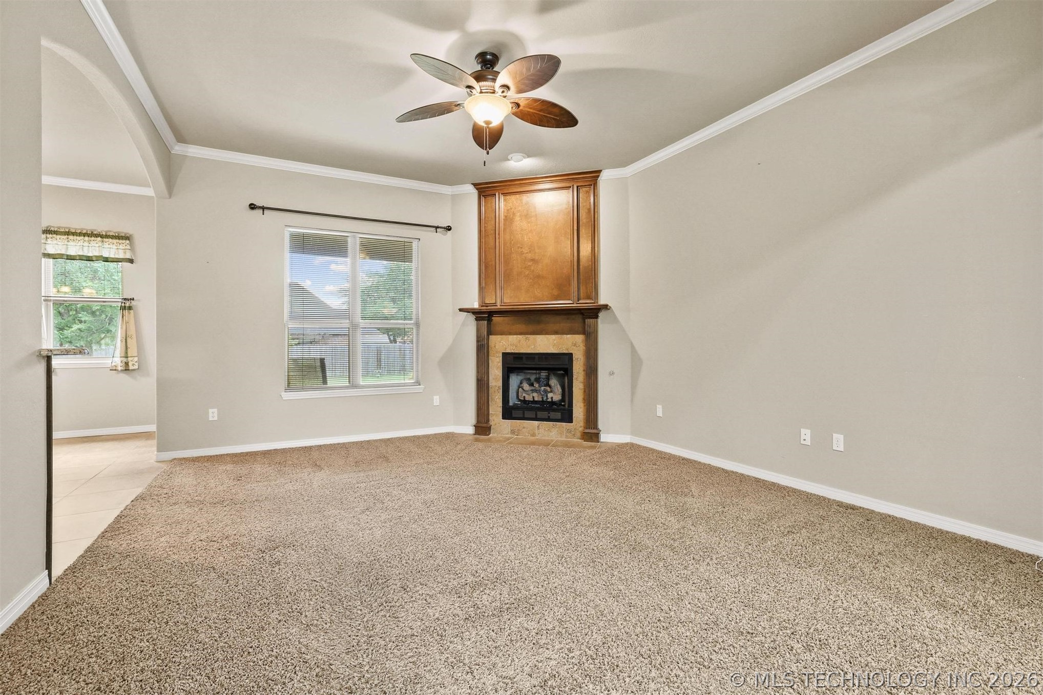 1002 Springfield Court Property Photo 7