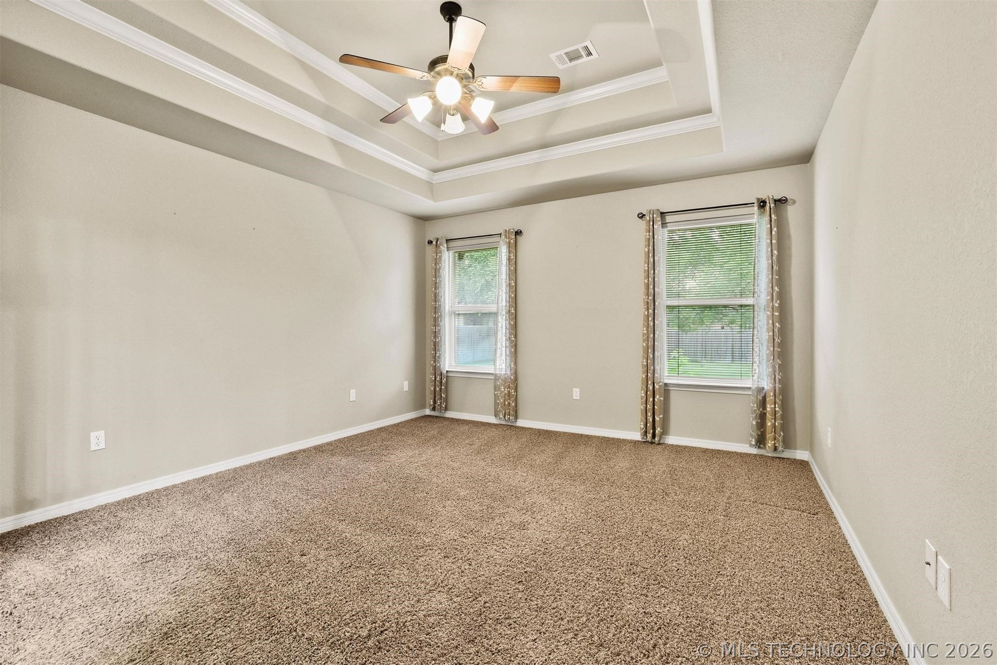 1002 Springfield Court Property Photo 20