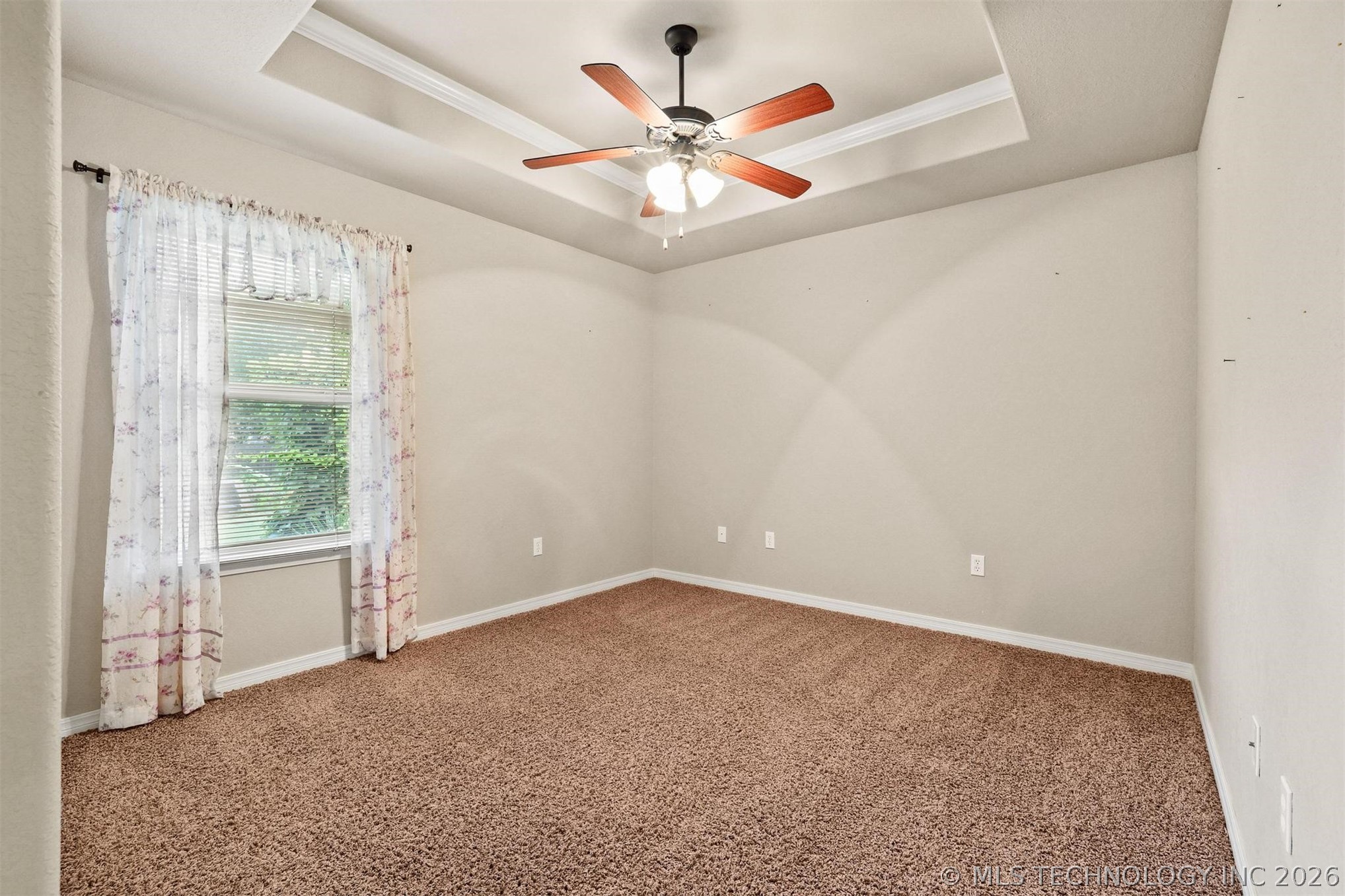 1002 Springfield Court Property Photo 28