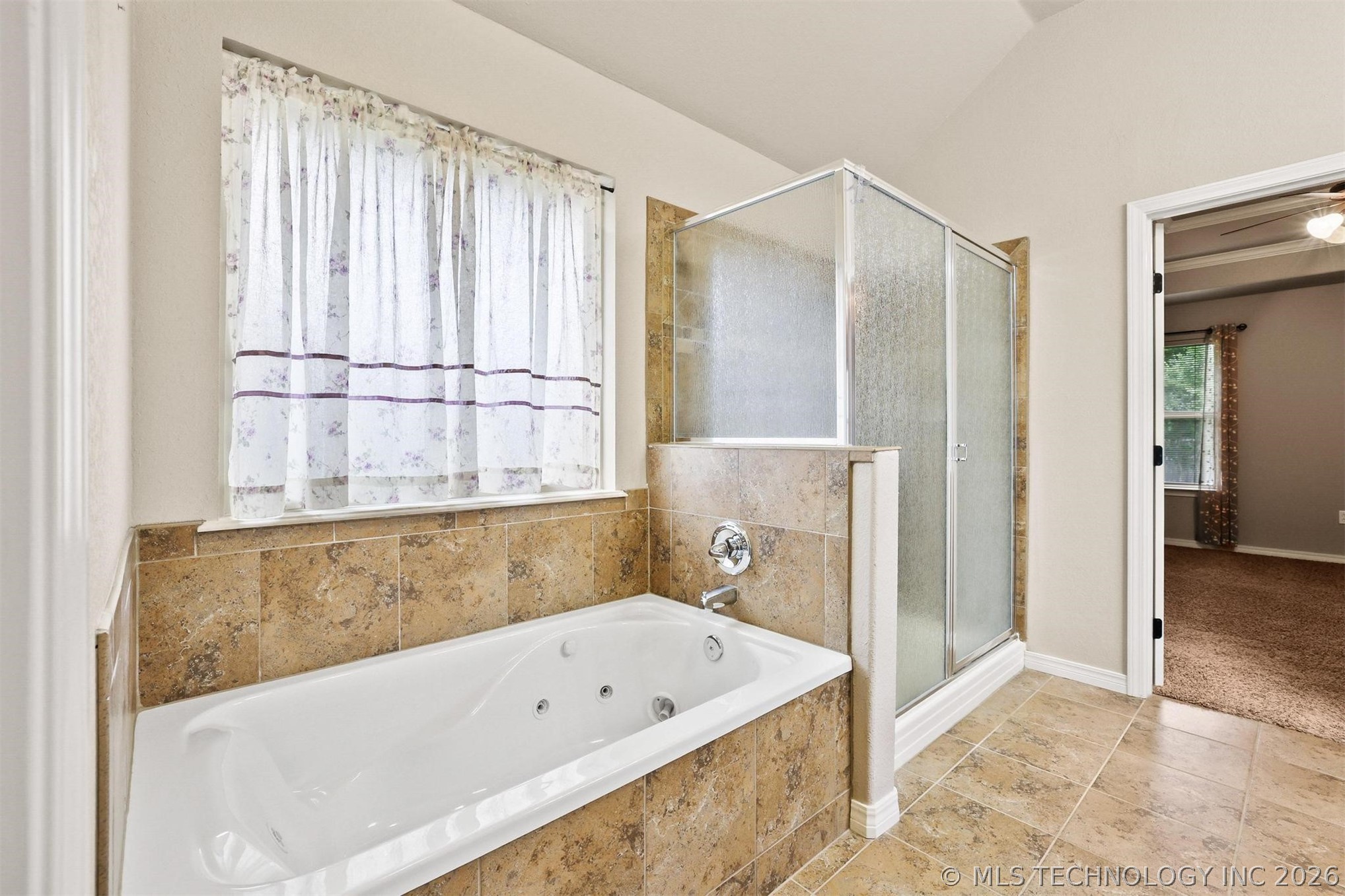 1002 Springfield Court Property Photo 30