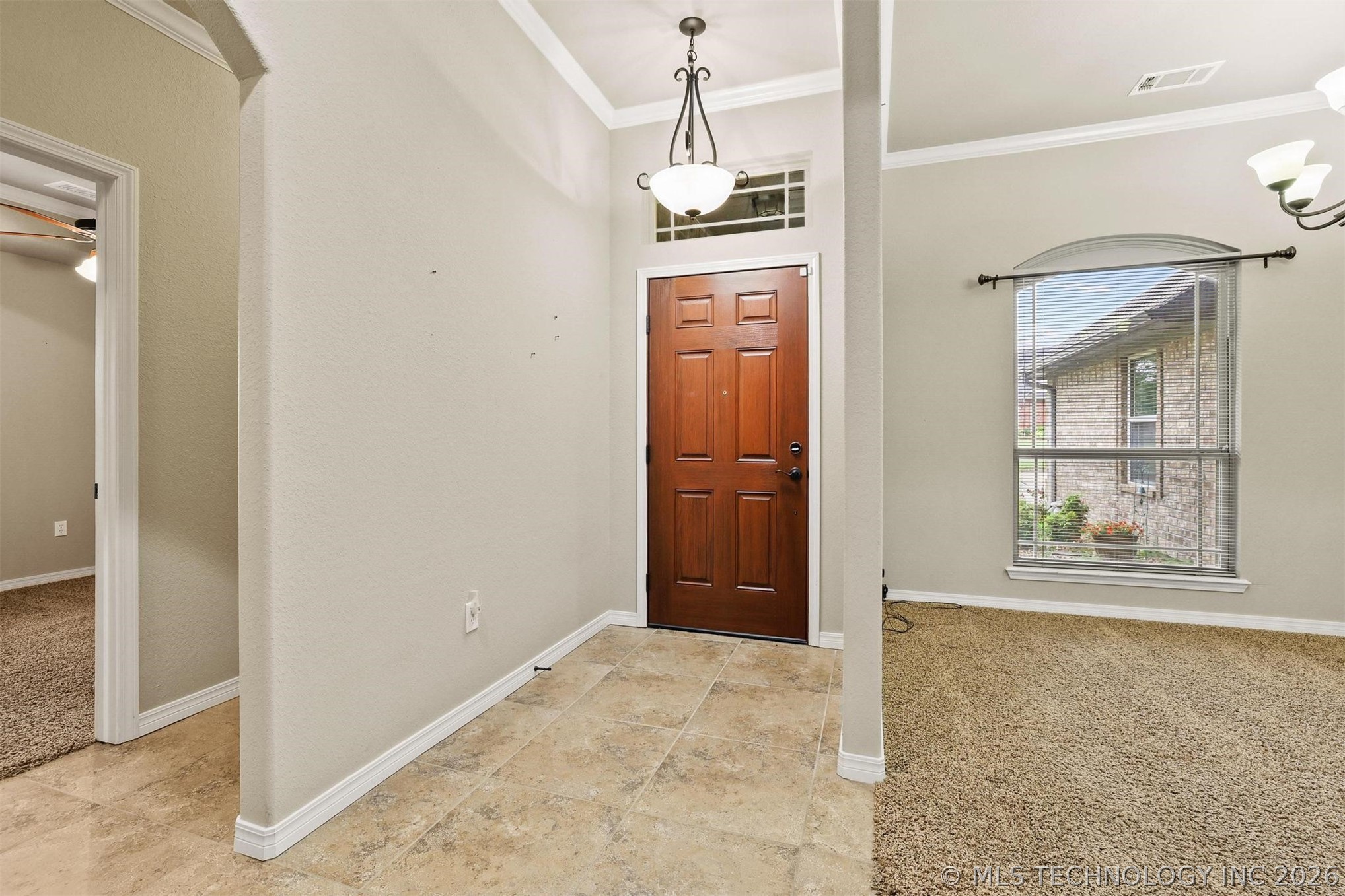 1002 Springfield Court Property Photo 32
