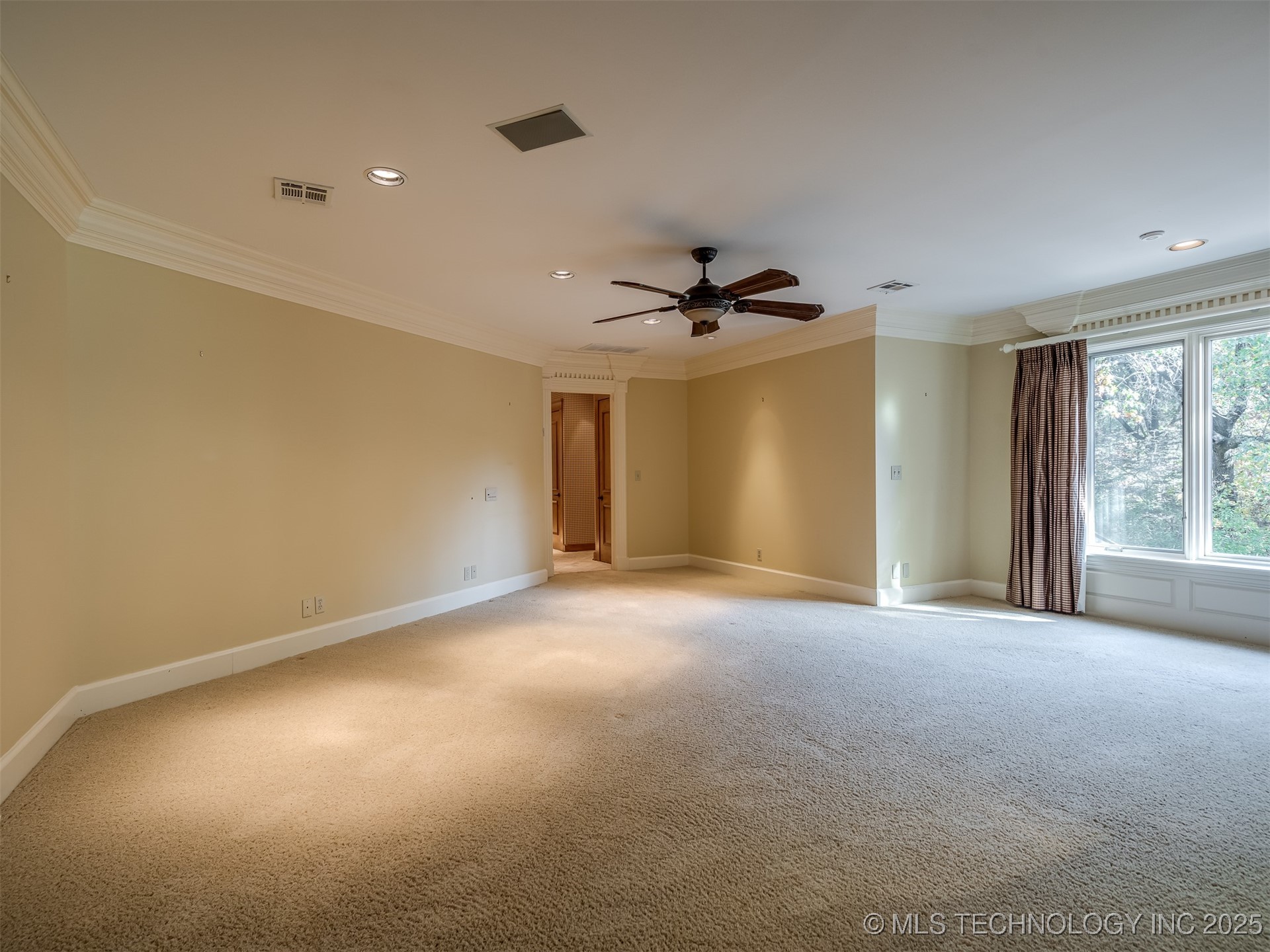 11475 S Yale Avenue Property Photo 45
