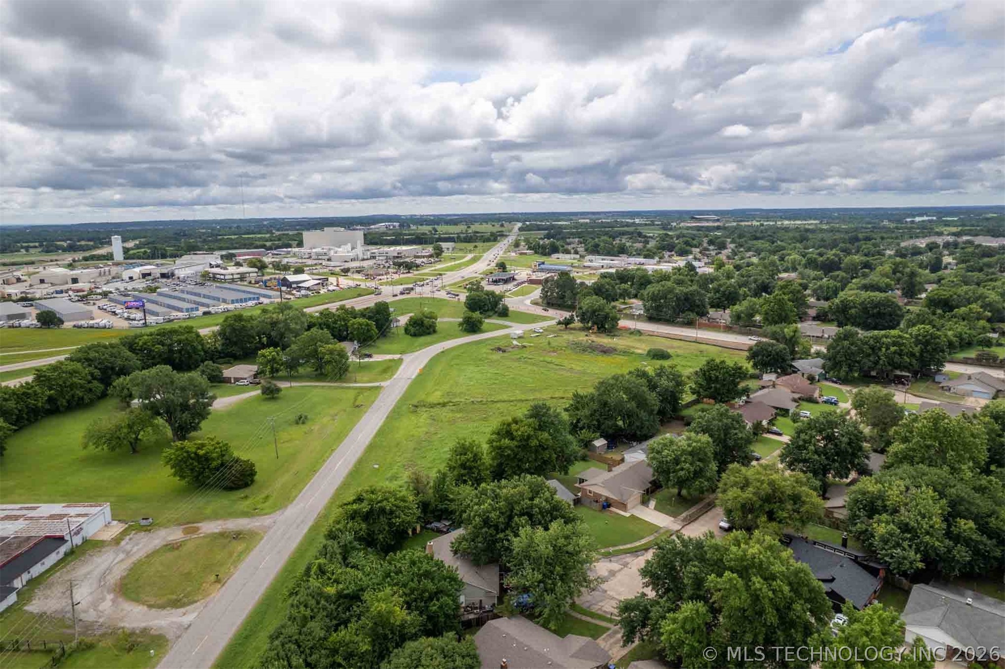 3000 E Houston Street Property Photo 9