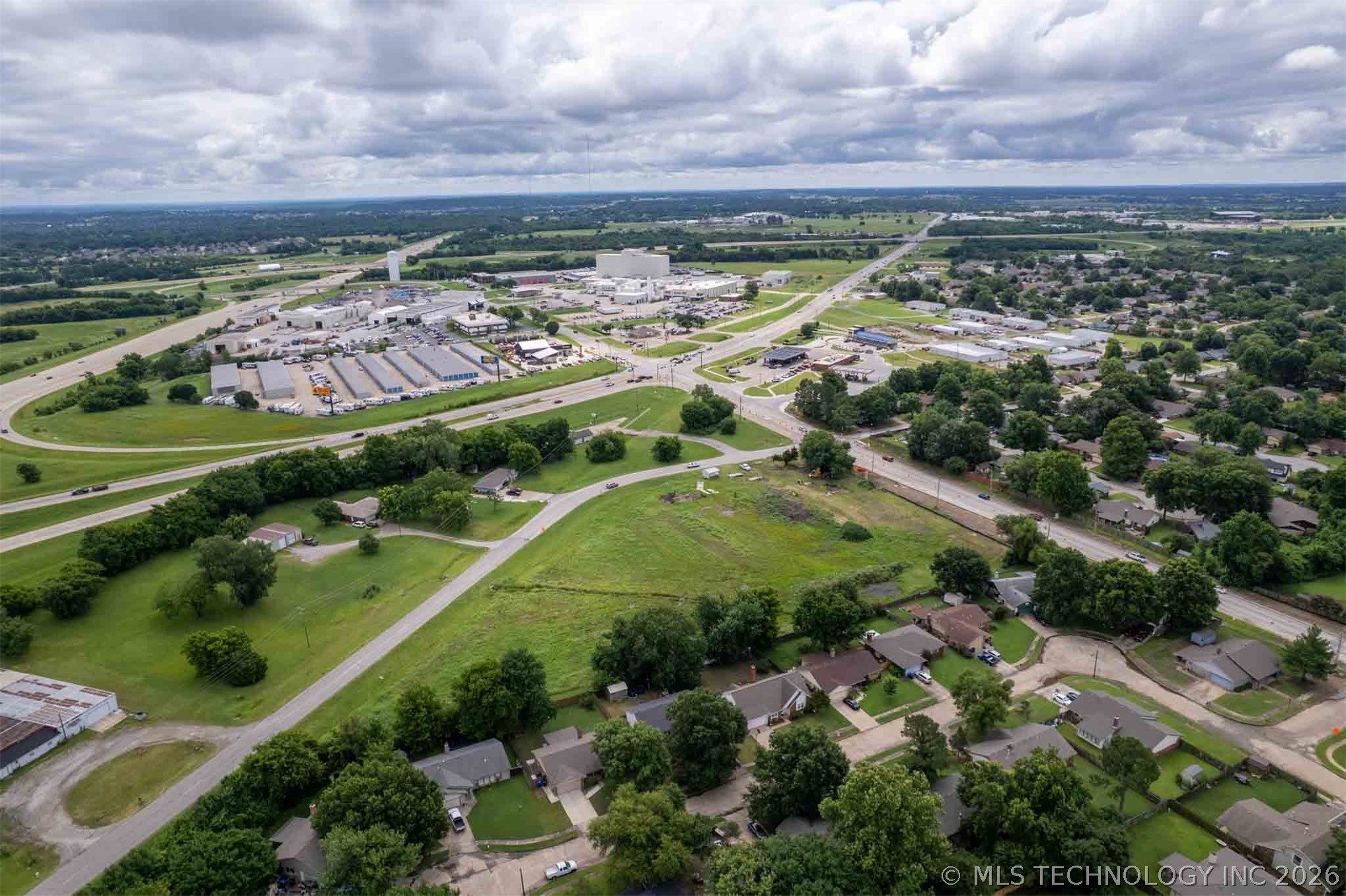 3000 E Houston Street Property Photo 10
