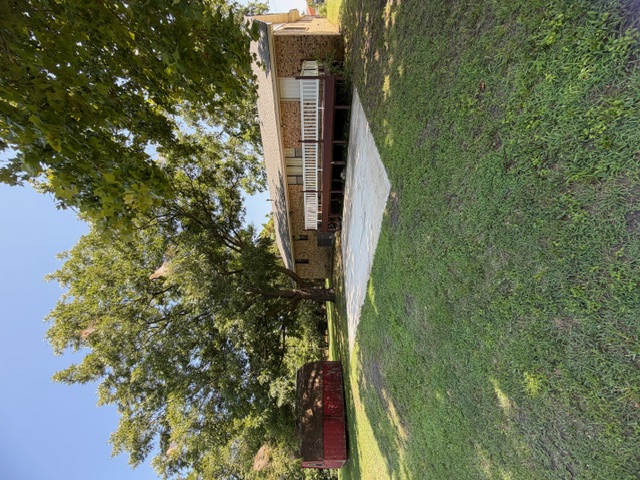 402 S Cowley Avenue Property Photo 2
