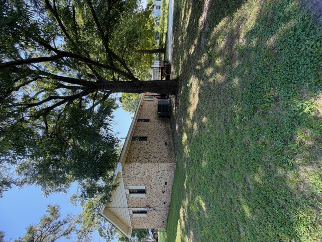 402 S Cowley Avenue Property Photo 16