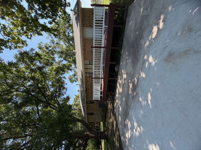 402 S Cowley Avenue Property Photo 18