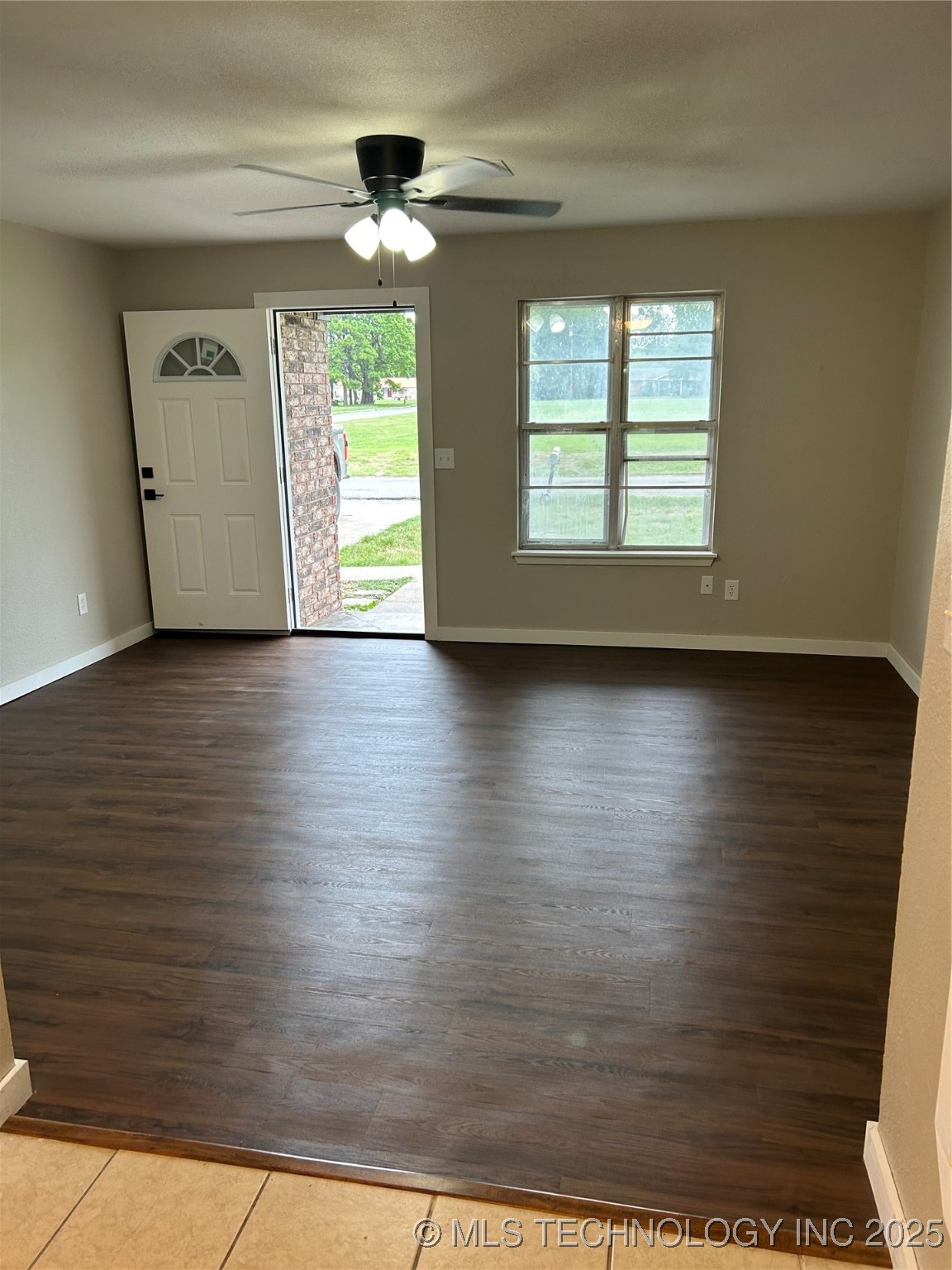 404 F Street Property Photo 6