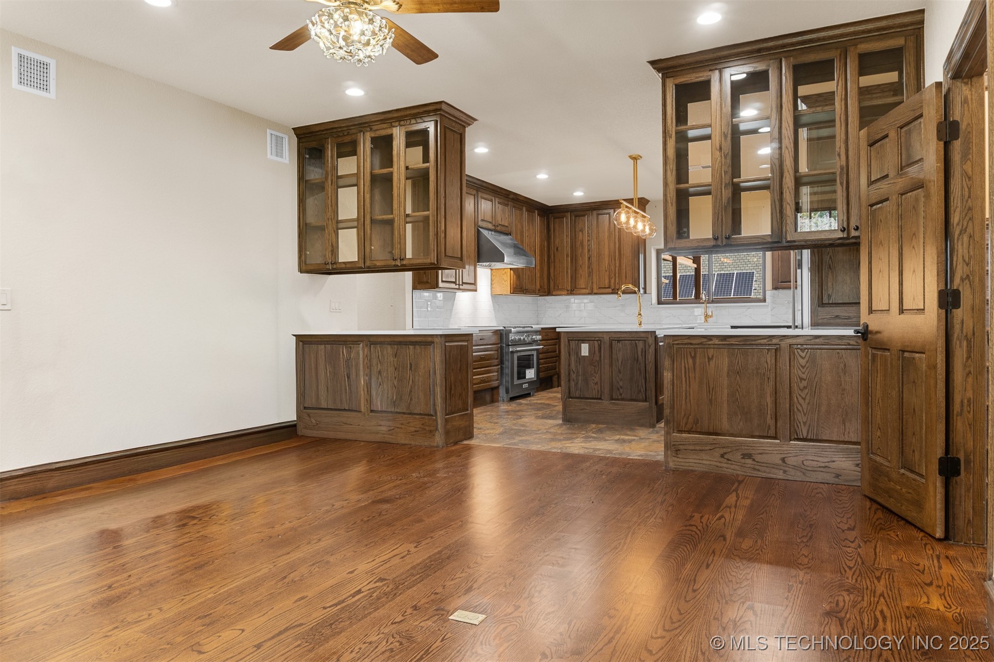 3002 Quail Ridge Circle Property Photo 10