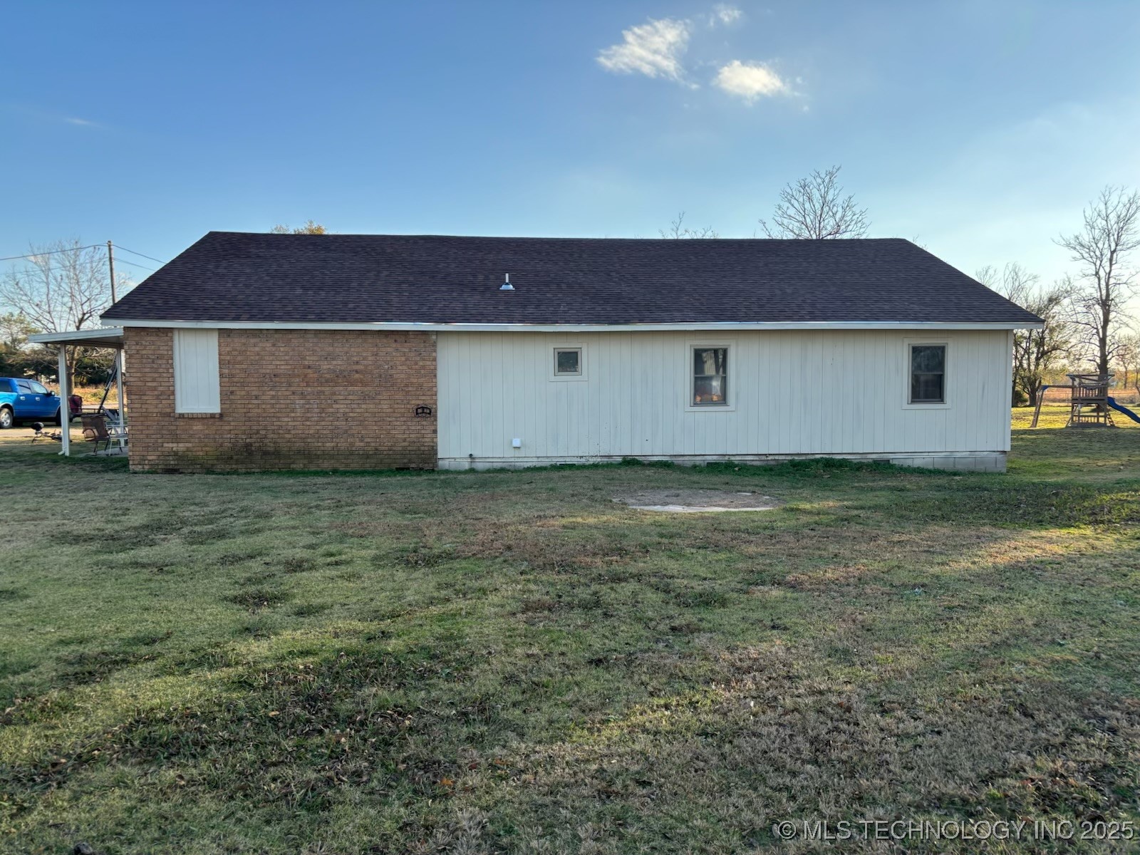36022 S 4210 Road Property Photo 3