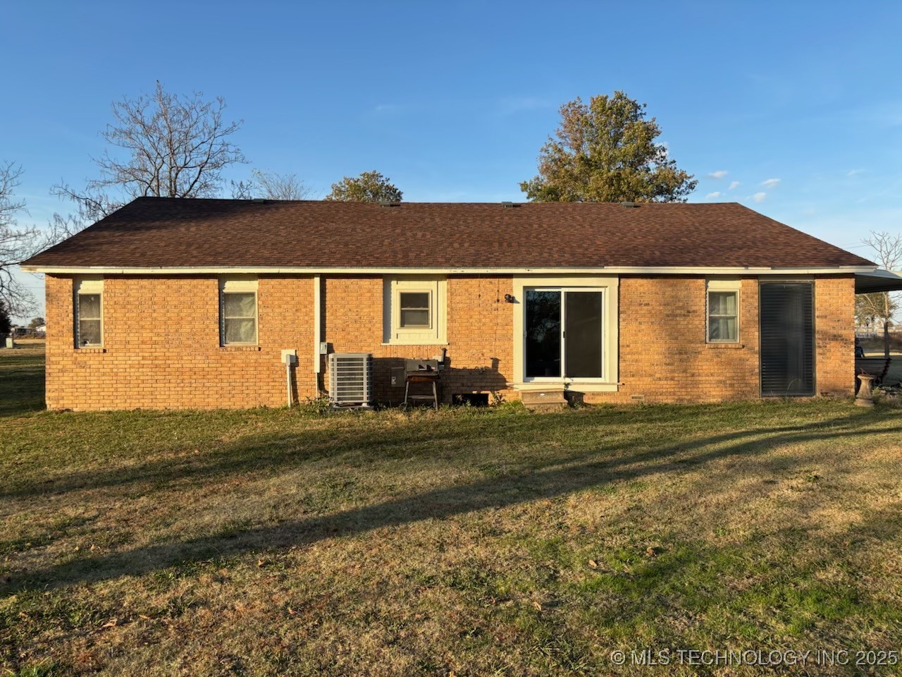 36022 S 4210 Road Property Photo 5