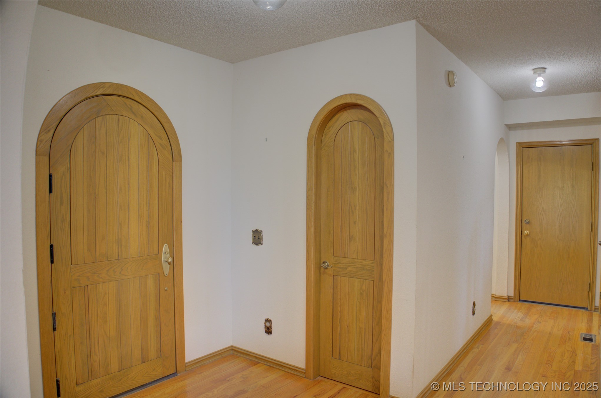 17808 S 129th East Avenue Property Photo 5