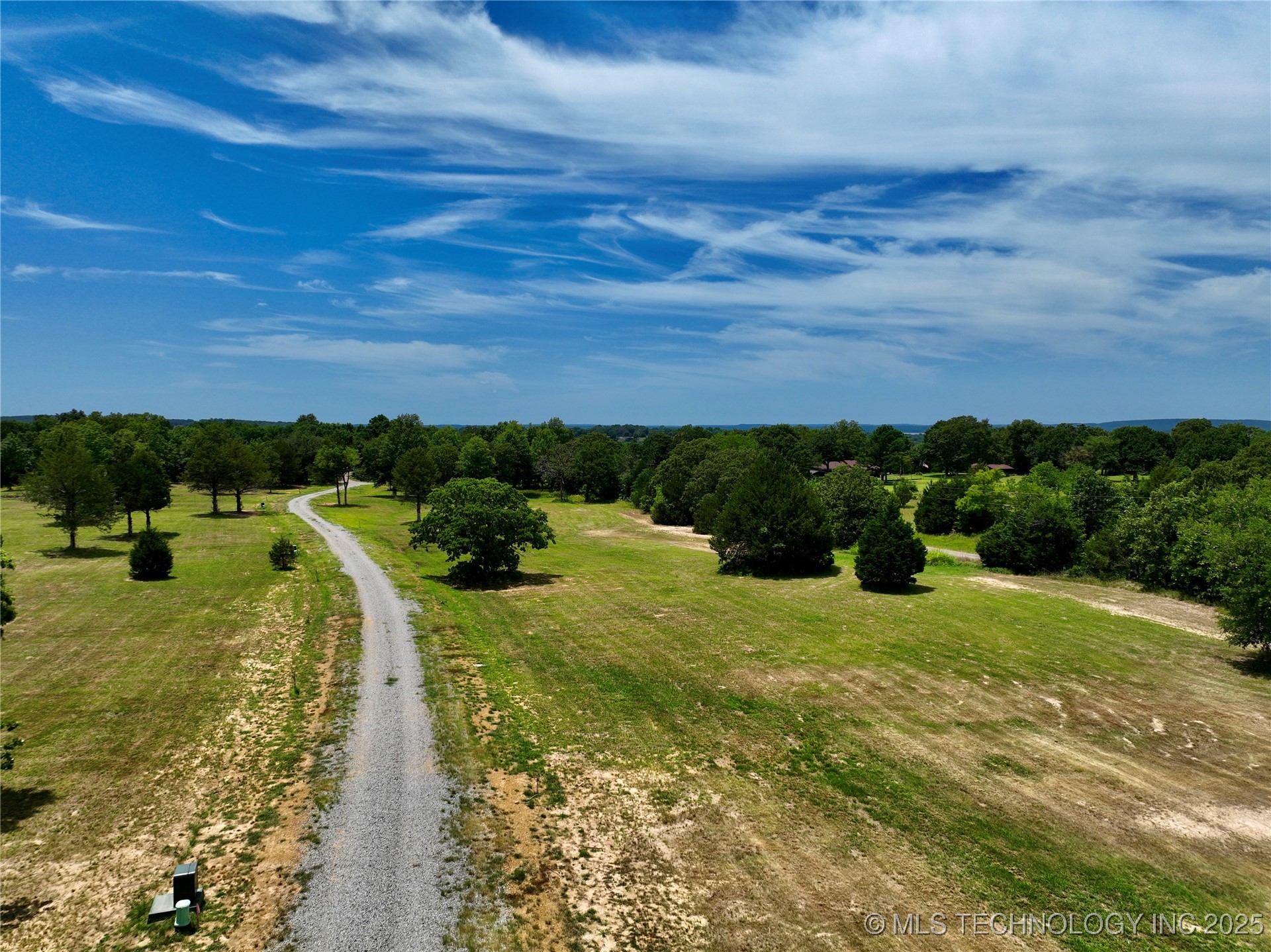 29 Kathy Lane Property Photo 38