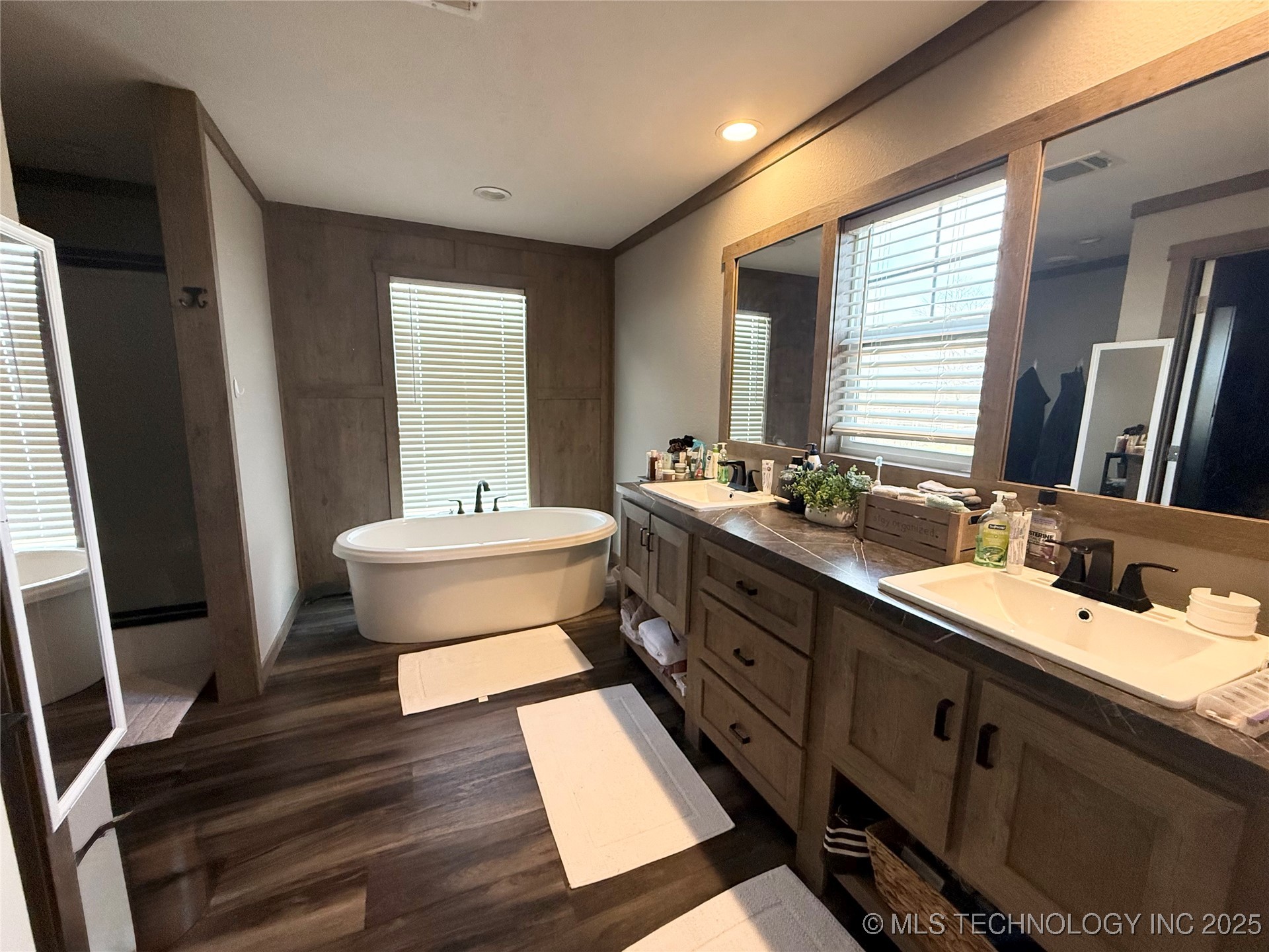 426550 E 250 Road Property Photo 10