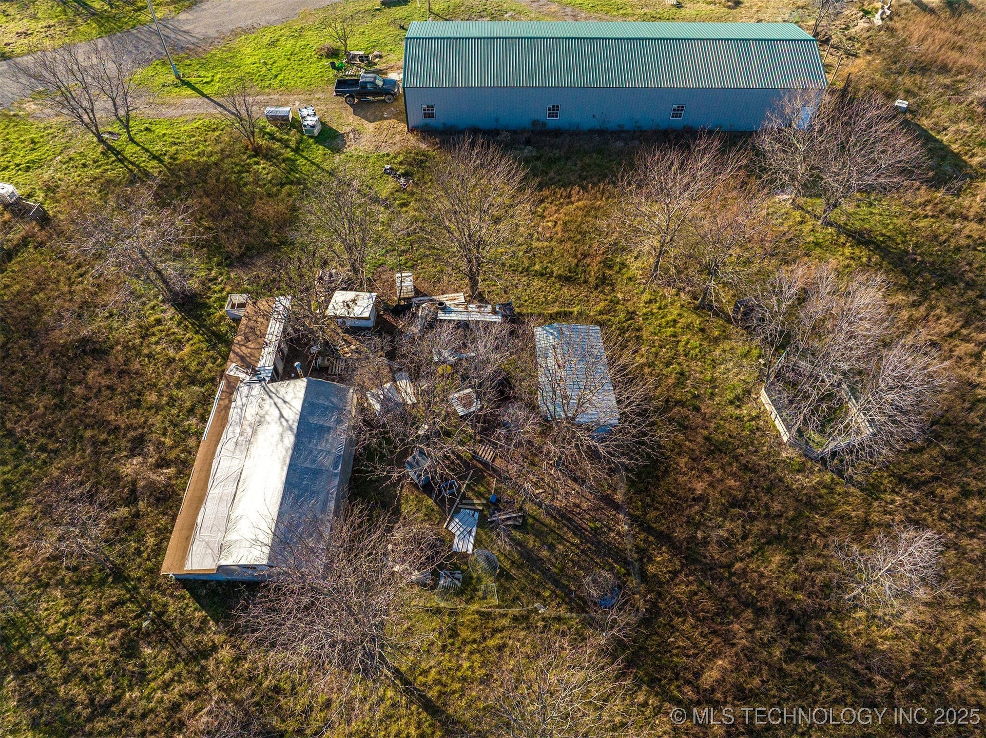 426550 E 250 Road Property Photo 40