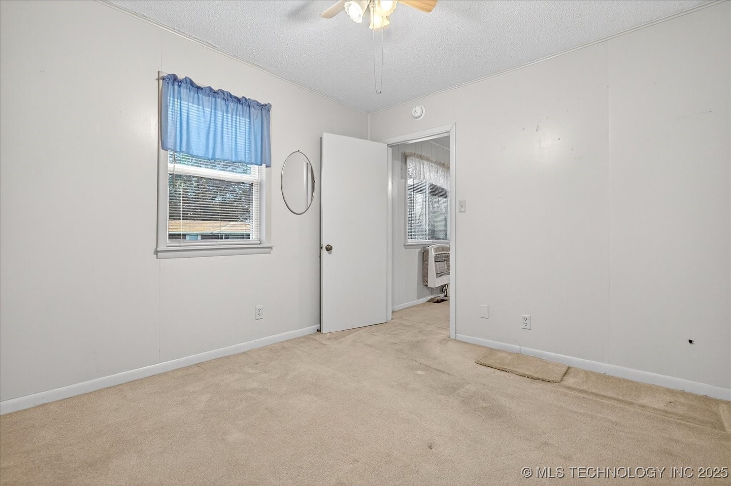 715 S Hickory Street Property Photo 13