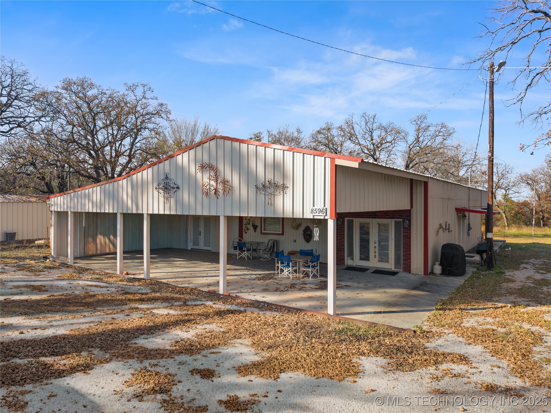 8596 State Highway 199 Property Photo 3