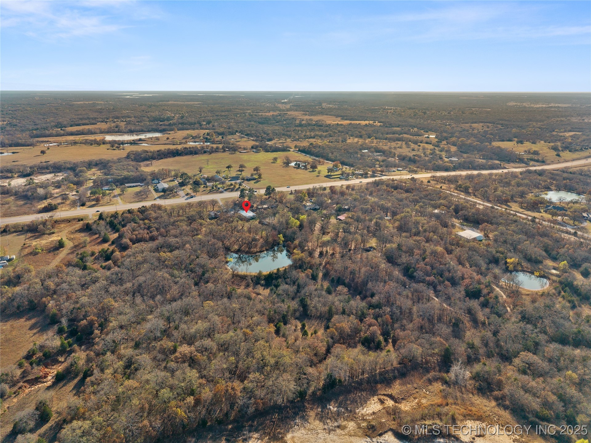 8596 State Highway 199 Property Photo 28