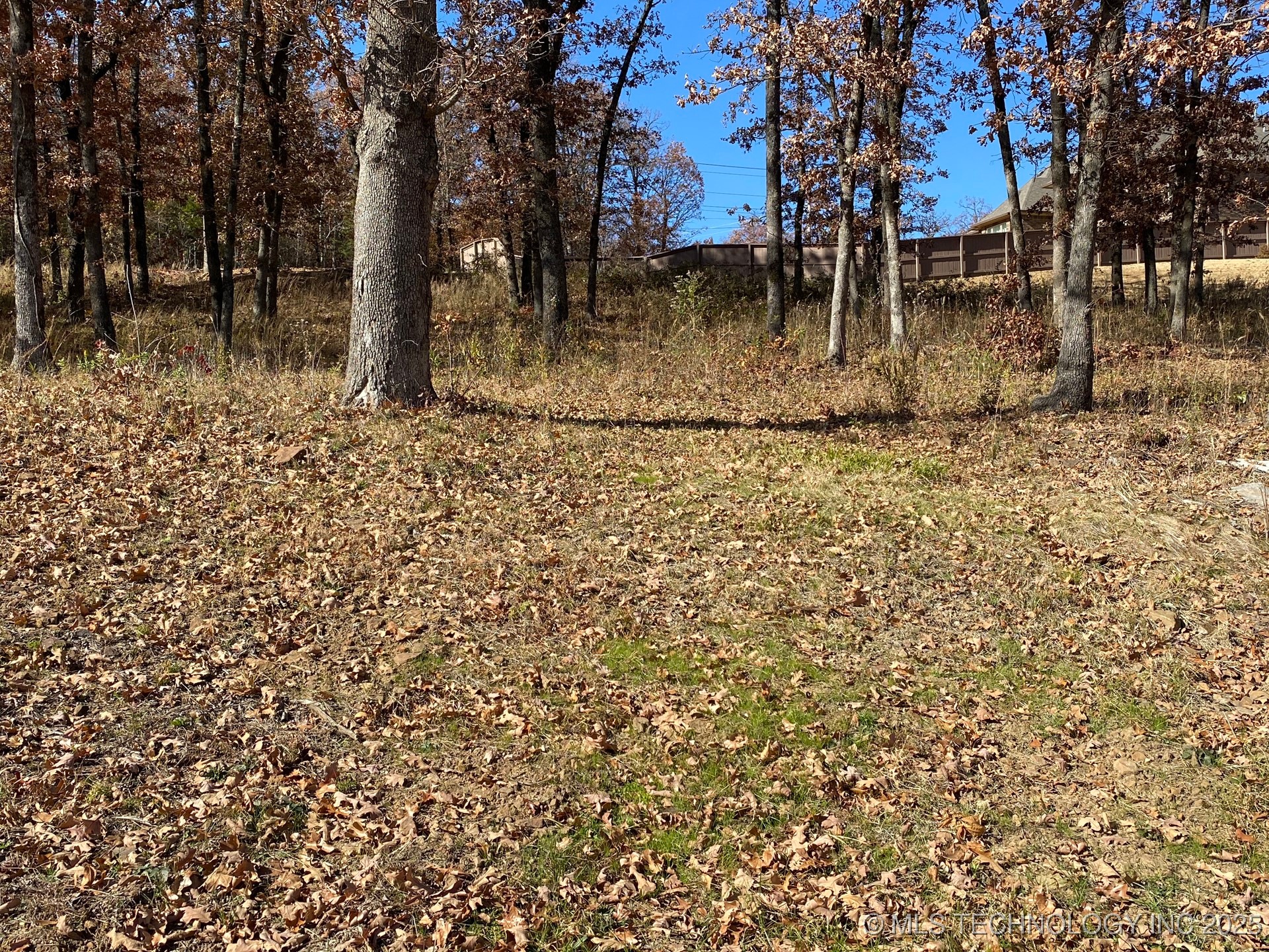 668 Woodlands Drive Property Photo 1