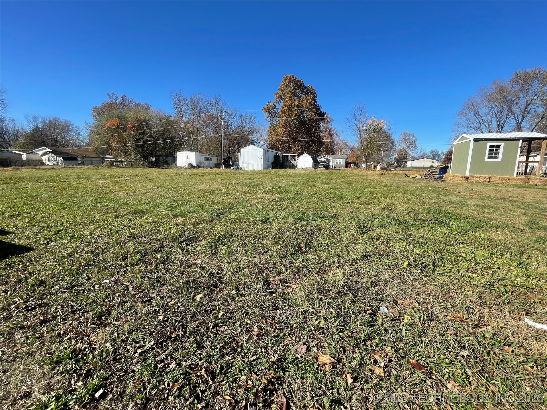 25430 S 607 Lane Property Photo 6