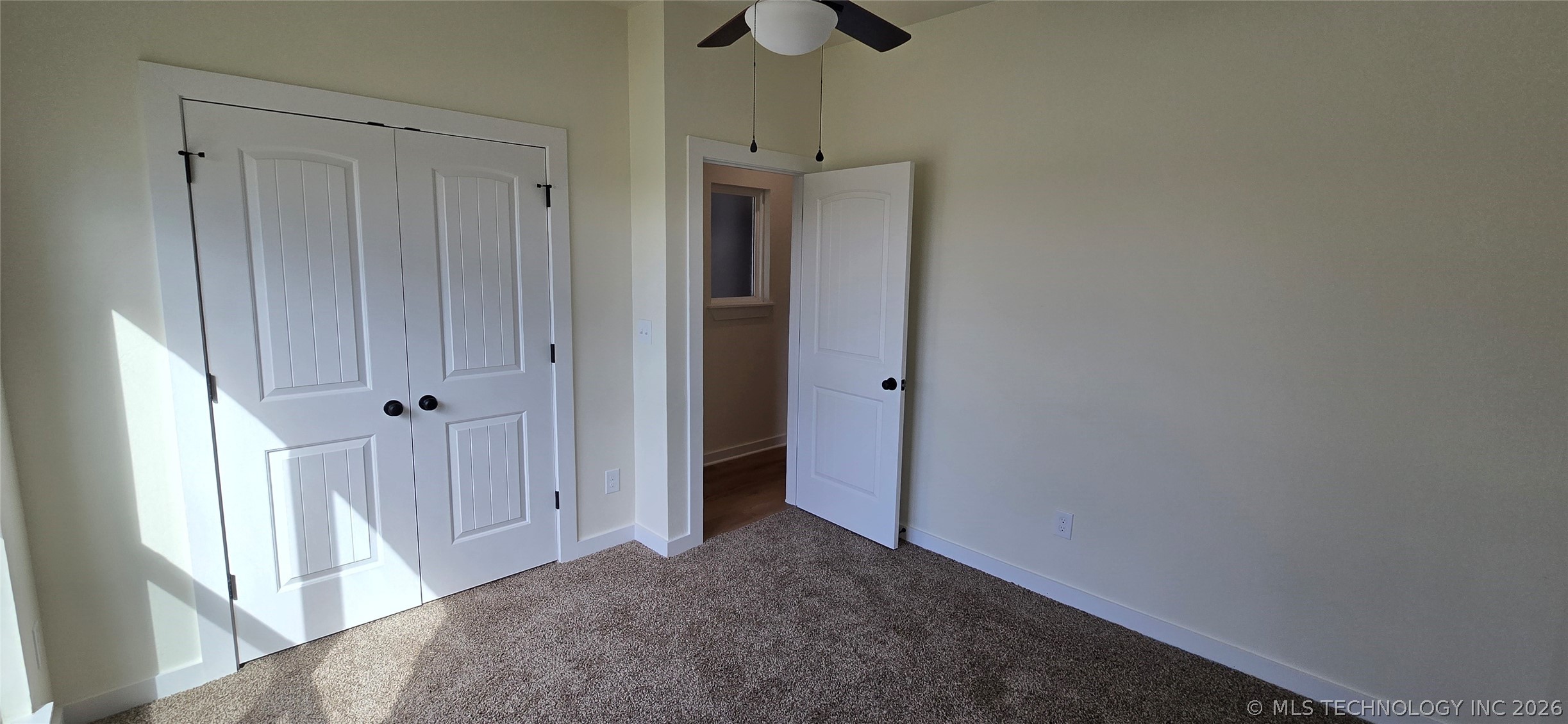 529 E Oak Tree Avenue Property Photo 13