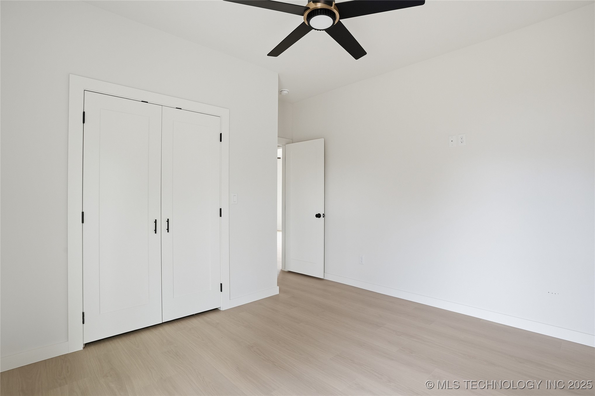 4729 E King Street Property Photo 29