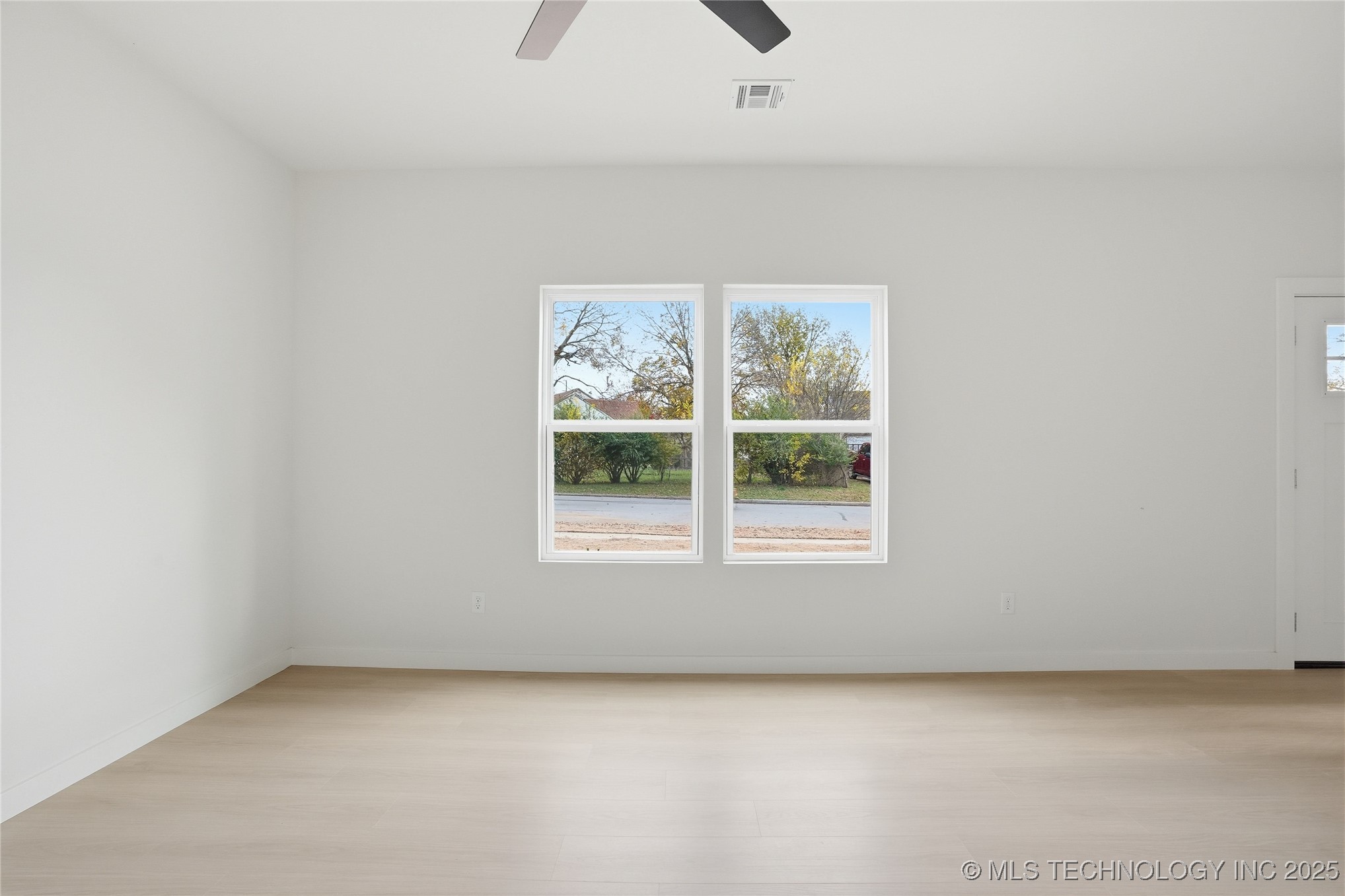 4729 E King Street Property Photo 36