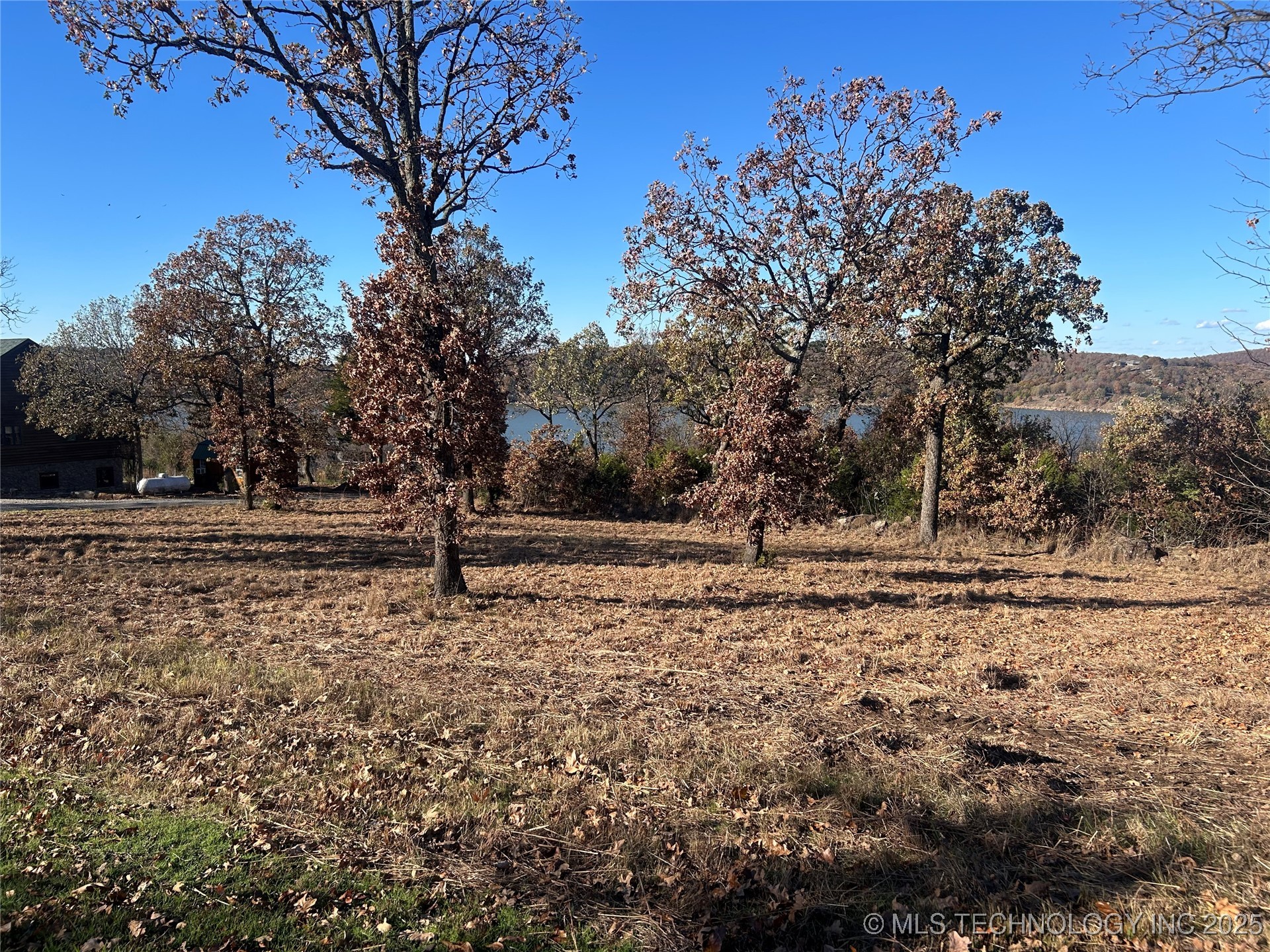 1 Three Nations Property Photo 6