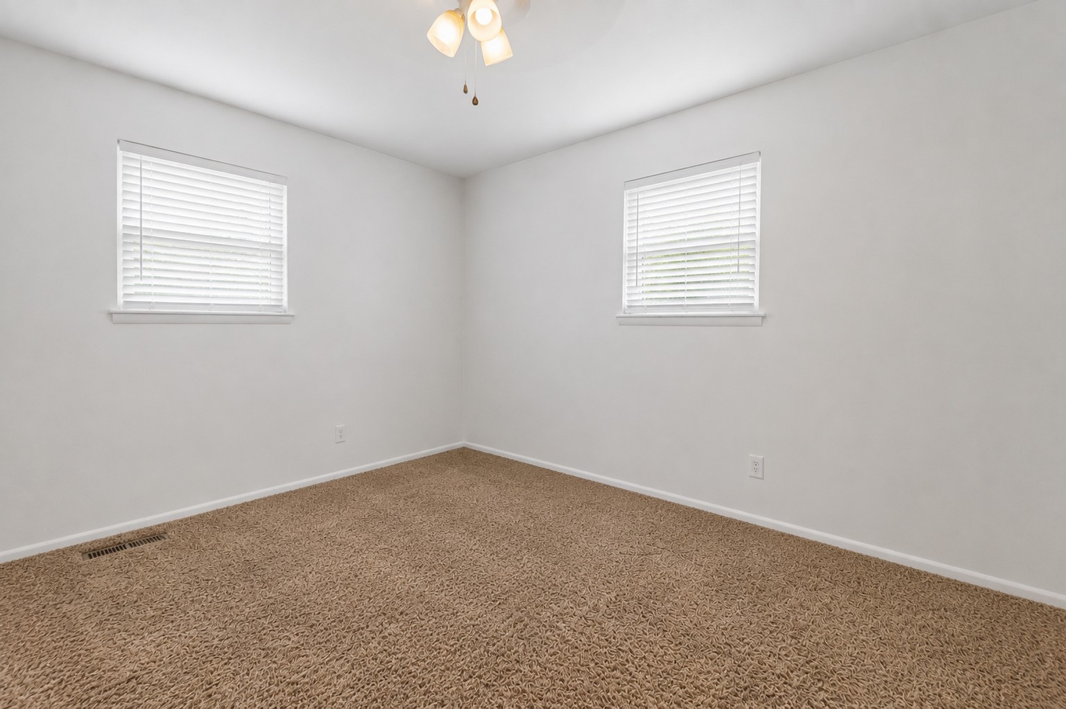 47 S 204th East Avenue Property Photo 13