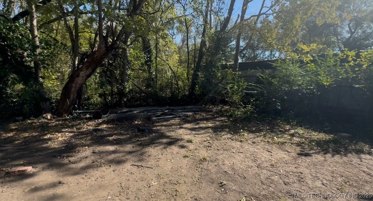 622 S B Street Property Photo 4
