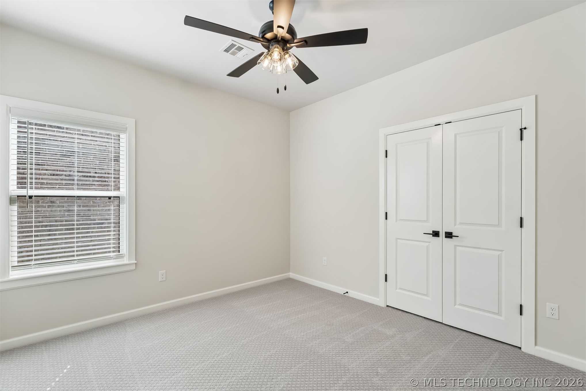 2601 W Twin Oaks Street Property Photo 43
