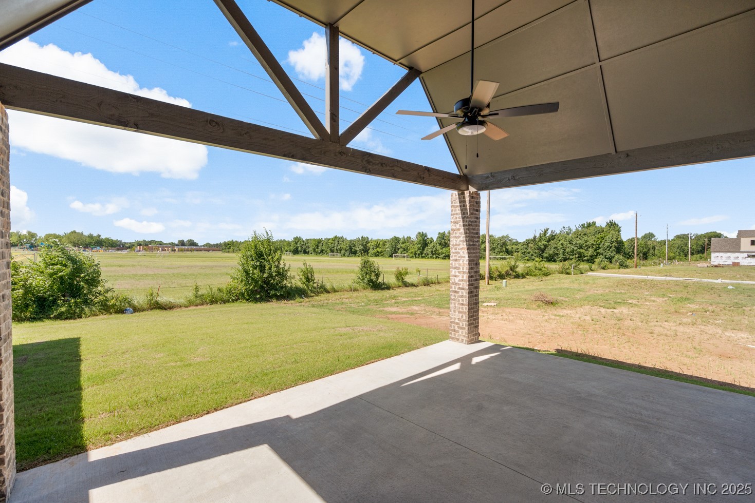 2601 W Twin Oaks Street Property Photo 56