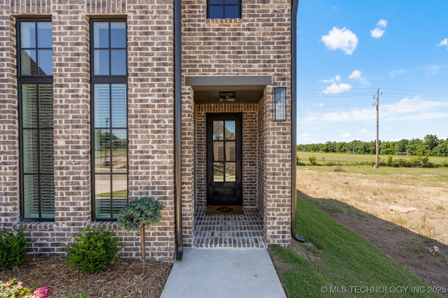 2601 W Twin Oaks Street Property Photo 61