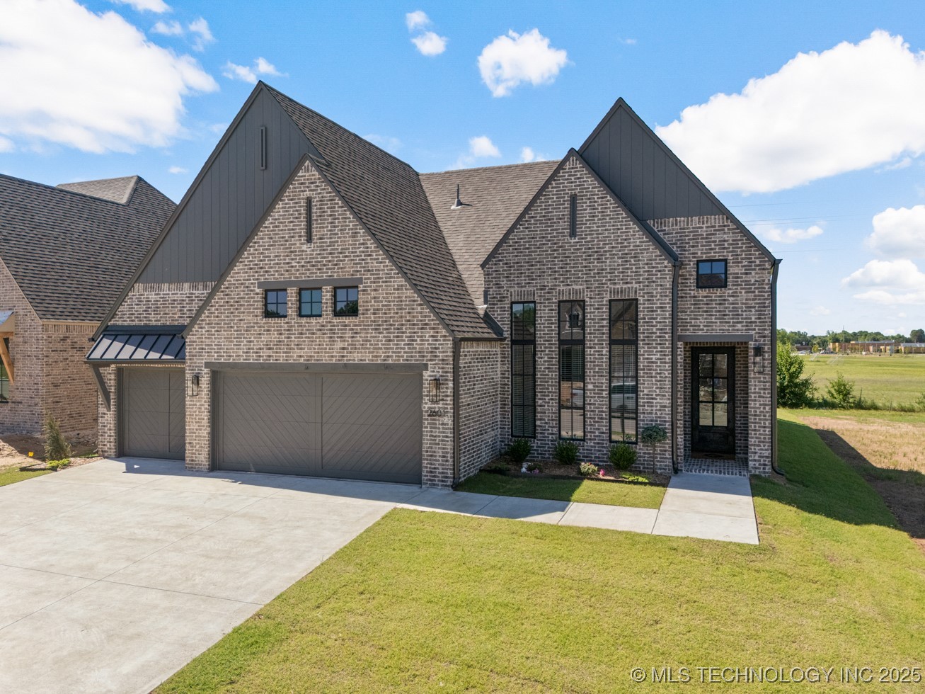2601 W Twin Oaks Street Property Photo 63