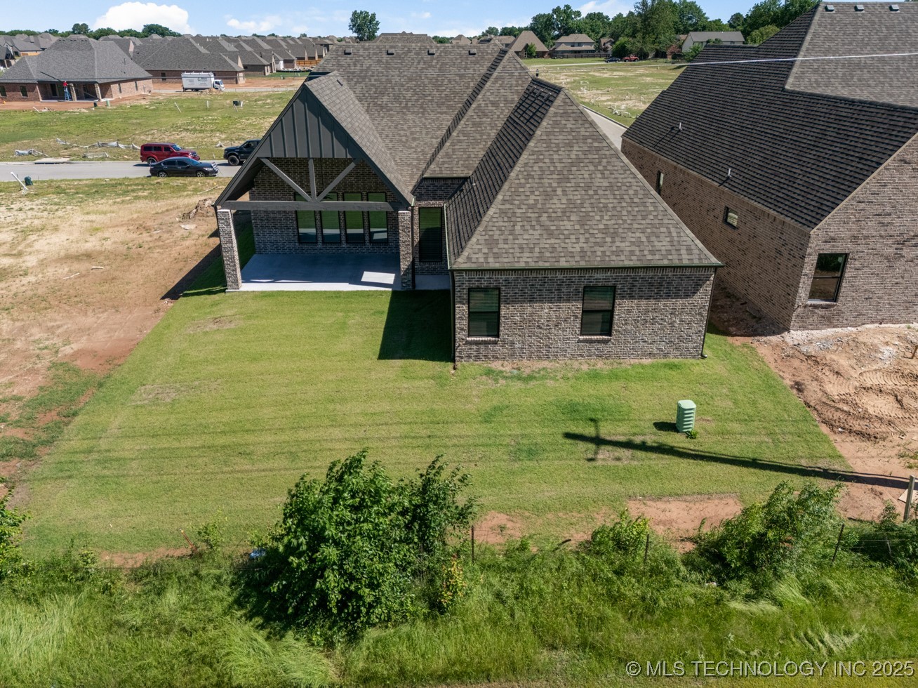 2601 W Twin Oaks Street Property Photo 65