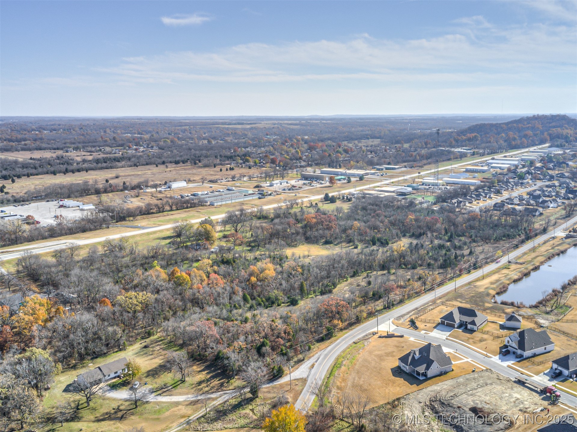 Redbud Drive Property Photo 16