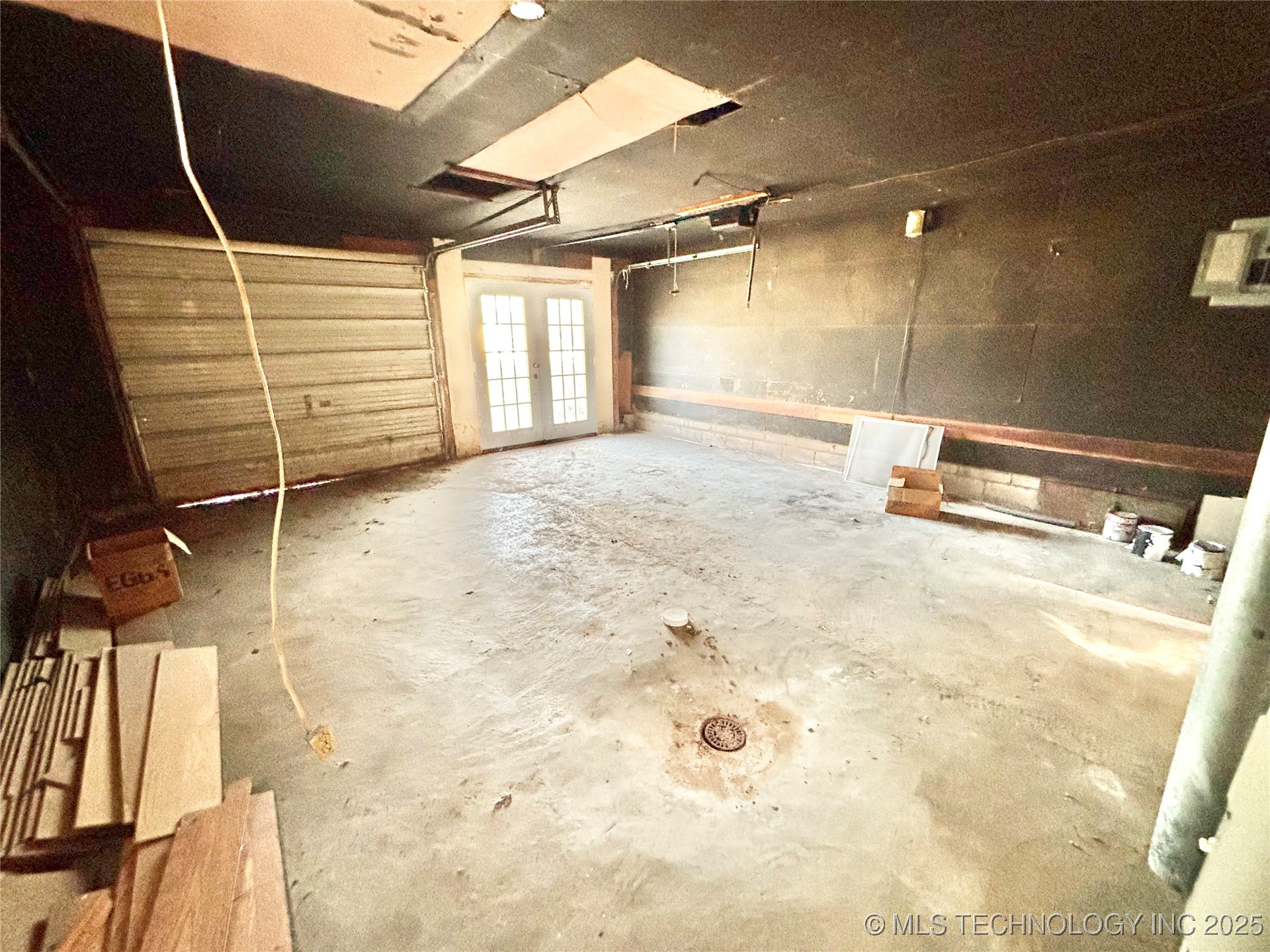 900 E Main Property Photo 20