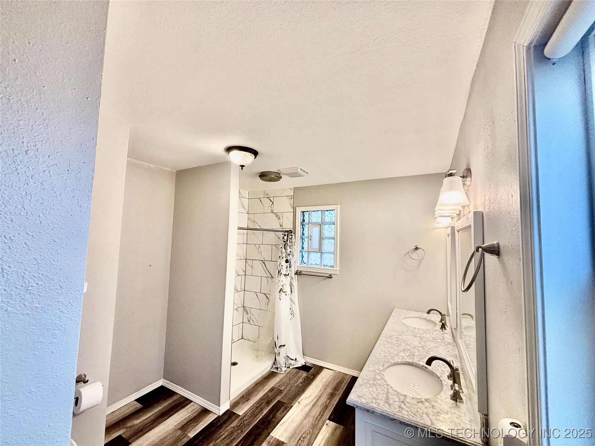 413804 E 1212 Road Property Photo 37